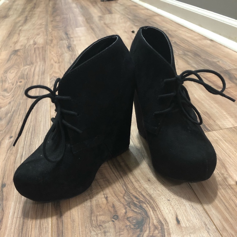Black Wedged Booties